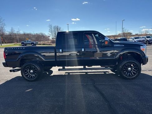 Used 2016 Ford F250 Platinum w/ Platinum Package image 2
