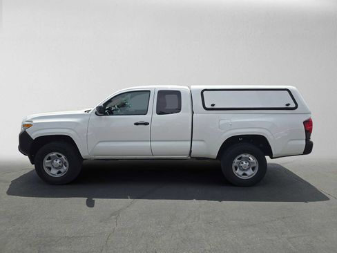Used 2019 Toyota Tacoma SR RWD image 12