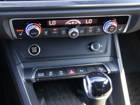 Used 2021 Audi Q3 2.0T Premium Plus w/ Premium Plus Package image 16