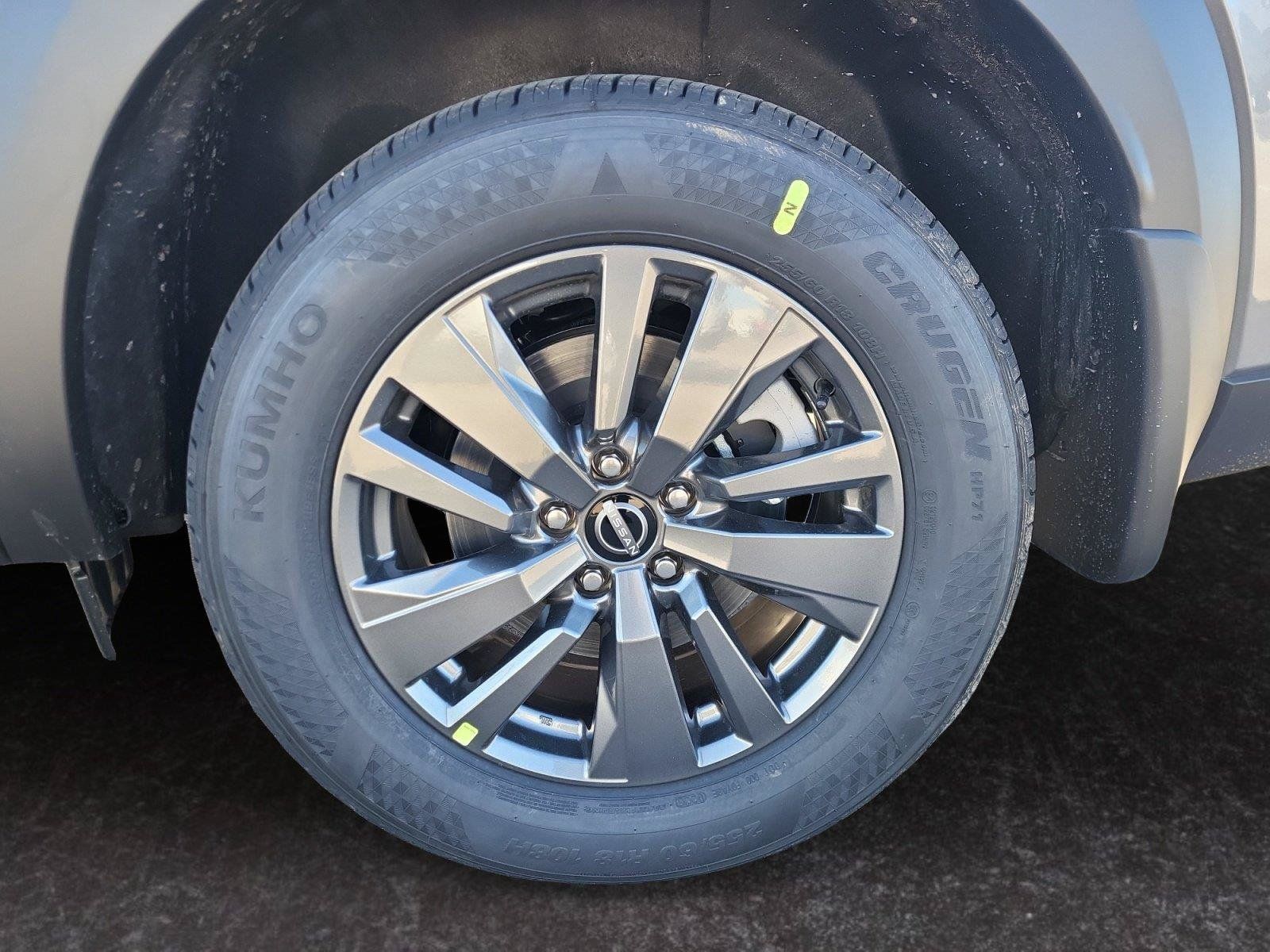 Used 2026 Nissan Pathfinder SV AWD/4WD image 29