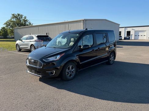 Used 2023 Ford Transit Connect Titanium FWD image 7
