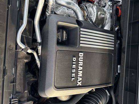 New 2026 GMC Sierra 1500 Denali Ultimate w/ LPO, Black Badging Package image 46