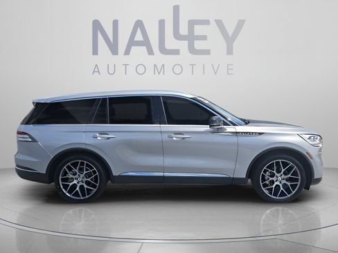 Used 2022 Lincoln Aviator Reserve w/ Equipment Group 201A RWD image 6