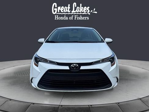 Used 2025 Toyota Corolla LE FWD image 8