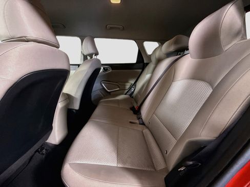 Used 2023 Kia Soul LX w/ LX Technology Package FWD image 24