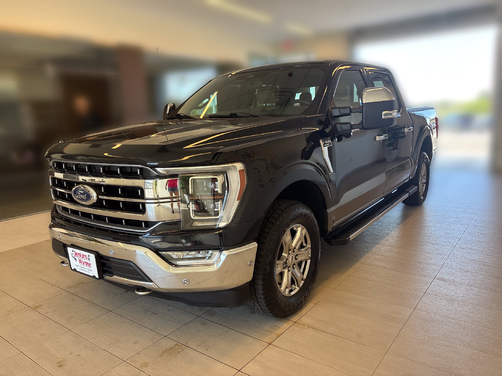 Certified 2021 Ford F150 Lariat w/ Equipment Group 502A High AWD/4WD image 4