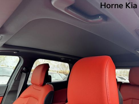 New 2026 Kia Sportage SX Prestige image 17