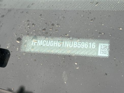 Certified 2022 Ford Escape SEL image 3