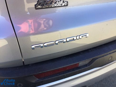 Used 2025 GMC Acadia Elevation image 45