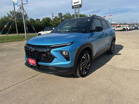 Used 2025 Chevrolet TrailBlazer RS w/ Convenience Package FWD image 7