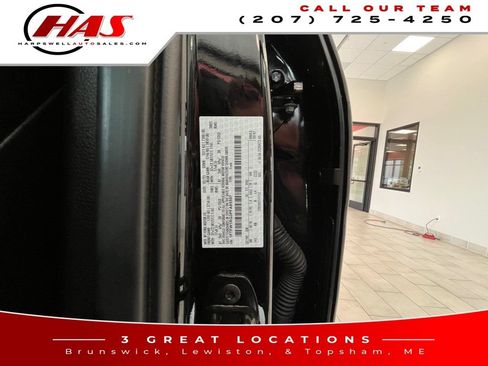 Used 2023 Ford F150 Raptor w/ Raptor 37 Performance Package AWD/4WD image 17