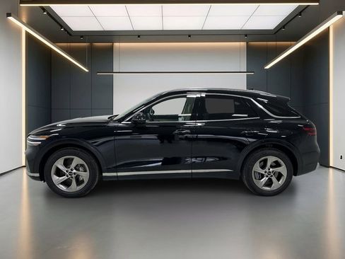 Certified 2026 Genesis GV70 2.5T Advanced AWD/4WD image 2