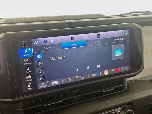 Used 2024 Jeep Wrangler Sport S image 19