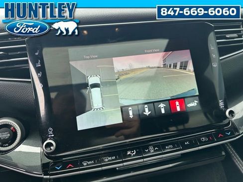 Used 2023 Jeep Wagoneer 4WD w/ Premium Group I image 34