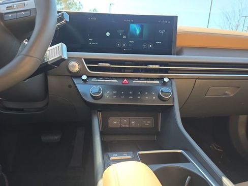 Used 2026 Hyundai Sonata Limited image 37