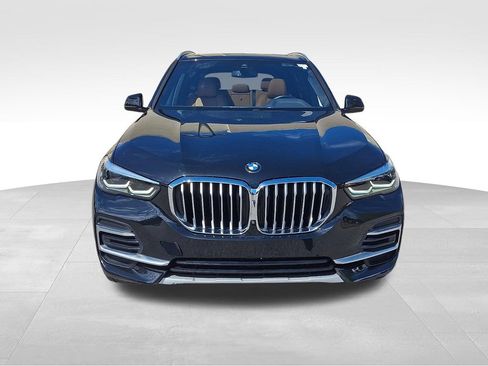 Used 2022 BMW X5 xDrive40i w/ Climate Comfort Package AWD/4WD image 2