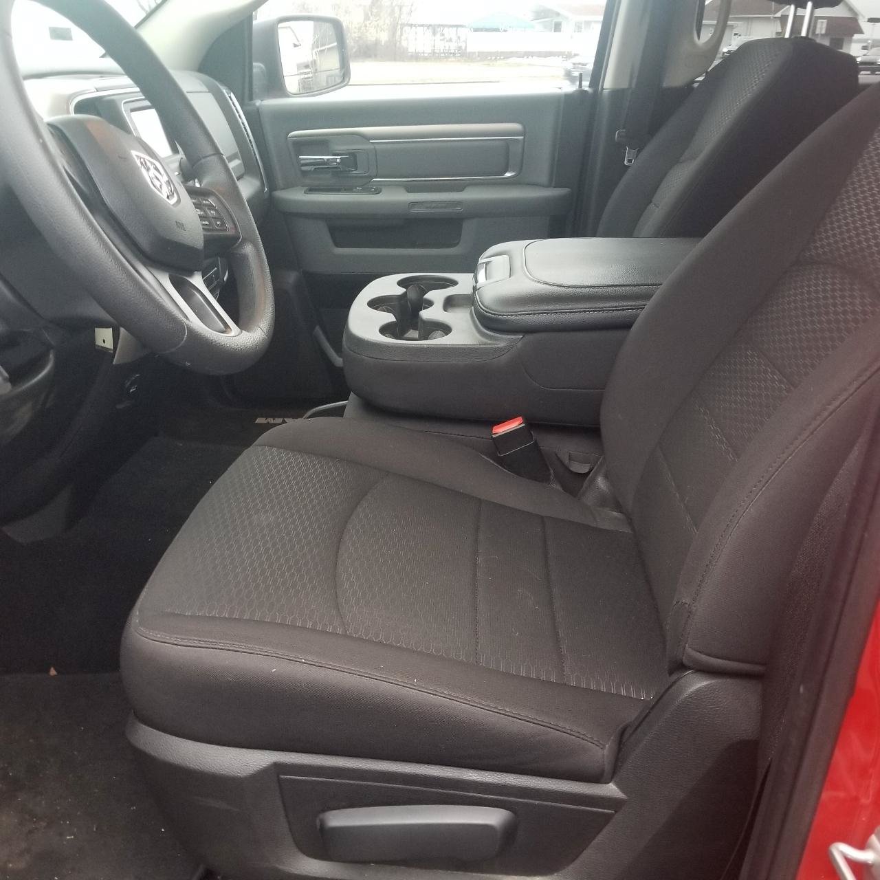 Used 2019 RAM 1500 Warlock AWD/4WD image 10
