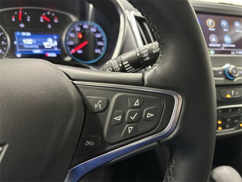 Used 2024 Chevrolet Equinox LT image 39