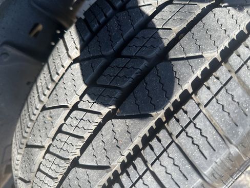 Used 2018 Toyota Tacoma TRD Sport image 12