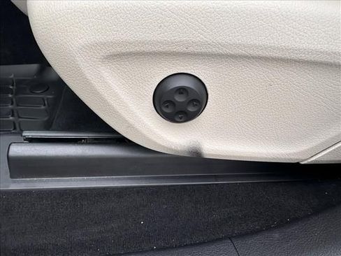 Used 2022 Mercedes-Benz GLS 450 4MATIC image 26