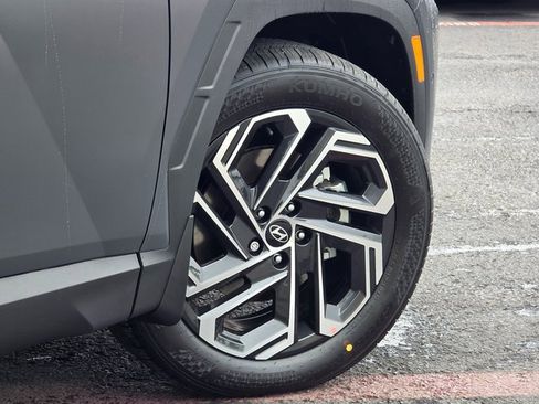 New 2025 Hyundai Tucson Limited image 8