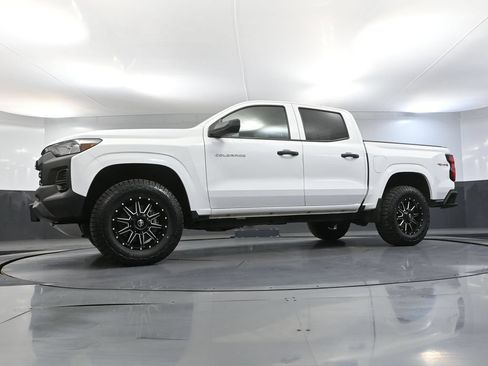 Used 2023 Chevrolet Colorado W/T w/ WT Convenience Package II AWD/4WD image 53