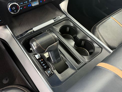 Used 2021 Ford F150 Platinum w/ FX4 Off-Road Package AWD/4WD image 24