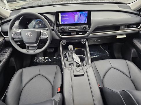 New 2026 Toyota Grand Highlander XLE image 20