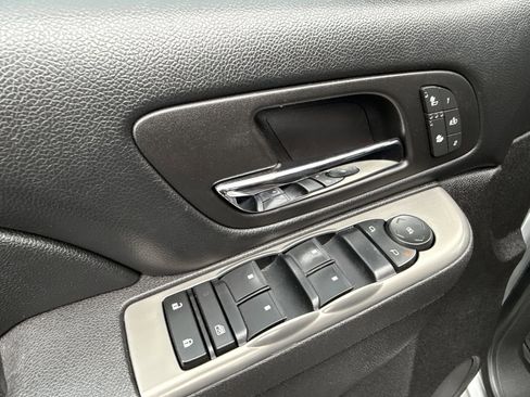 Used 2012 Chevrolet Silverado 2500 LTZ image 18