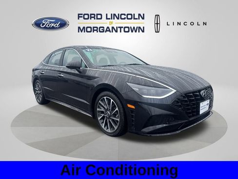 Used 2023 Hyundai Sonata Limited w/ Preferred Accessory Package FWD image 4