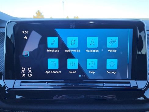 Certified 2025 Volkswagen Atlas Cross Sport SEL R-Line image 21