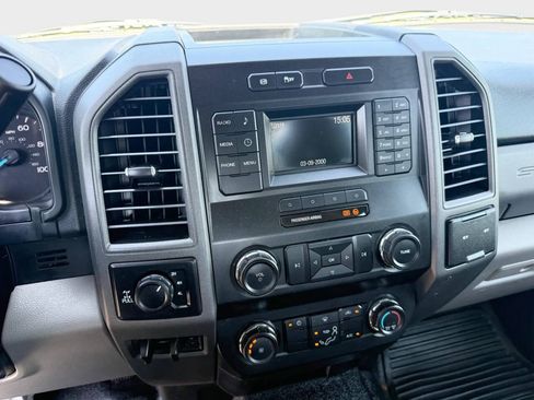 Used 2019 Ford F350 XL w/ Snow Plow Prep Package AWD/4WD image 13