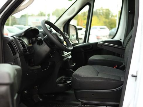 Used 2023 RAM ProMaster 3500 w/ Convenience Group image 10