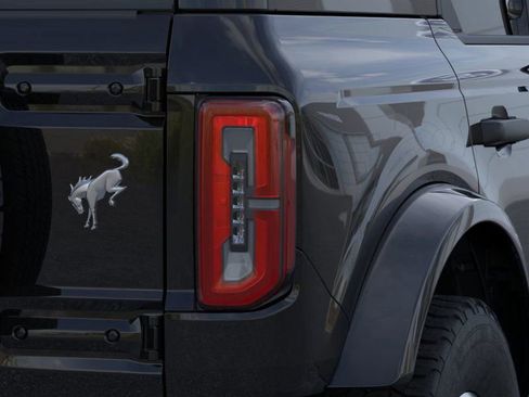 New 2026 Ford Bronco Outer Banks image 23