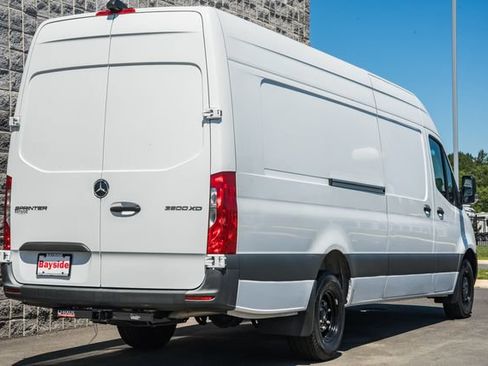 Used 2024 Mercedes-Benz Sprinter 3500 image 6