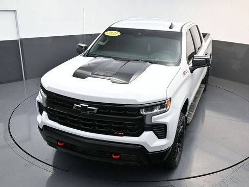 Used 2023 Chevrolet Silverado 1500 LT Trail Boss w/ Protection Package image 19