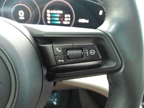 Used 2022 Porsche Taycan RWD image 36