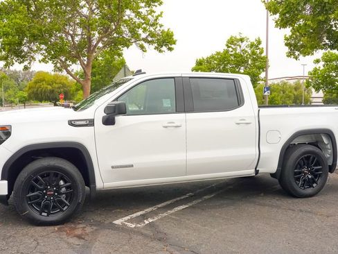 New 2026 GMC Sierra 1500 Elevation image 8