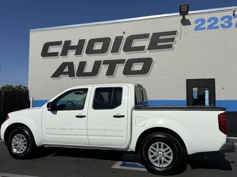Used 2017 Nissan Frontier SV RWD image 19