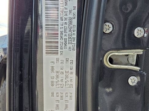 Used 2017 RAM 3500 Big Horn image 31