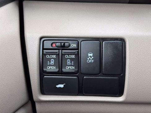 Used 2012 Honda Odyssey EX-L image 21