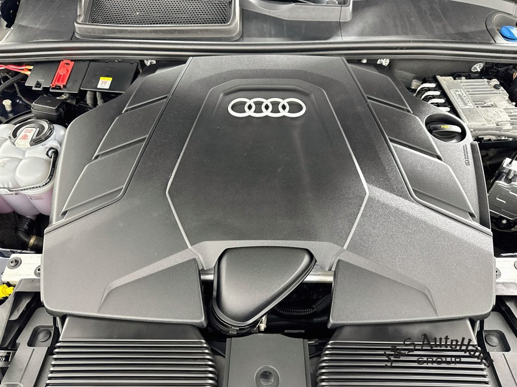 Used 2023 Audi Q7 3.0T Prestige AWD/4WD image 39