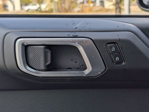 New 2025 Ford Bronco Outer Banks image 23