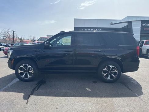 New 2026 GMC Yukon AT4 Ultimate AWD/4WD image 10