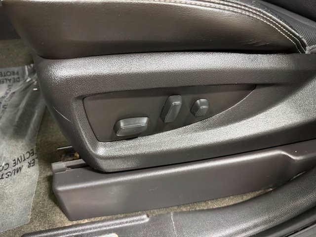 Used 2018 GMC Yukon Denali AWD/4WD image 28