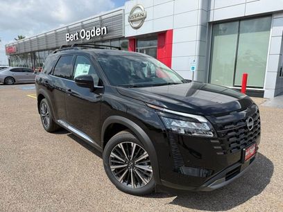 New 2026 Nissan Pathfinder Platinum