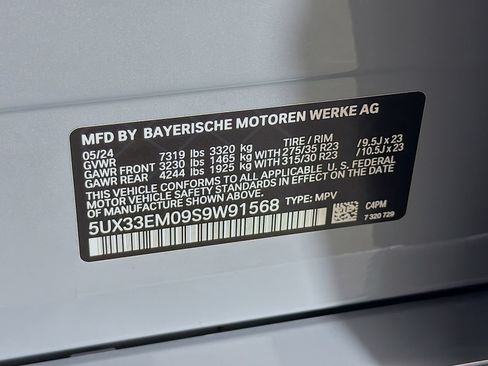 Certified 2025 BMW X7 M60i AWD/4WD image 35