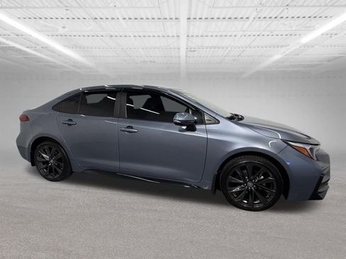 Used 2025 Toyota Corolla XSE FWD image 7