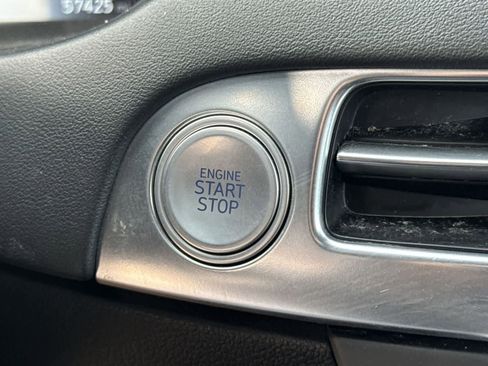 Used 2024 Hyundai Palisade Calligraphy image 27