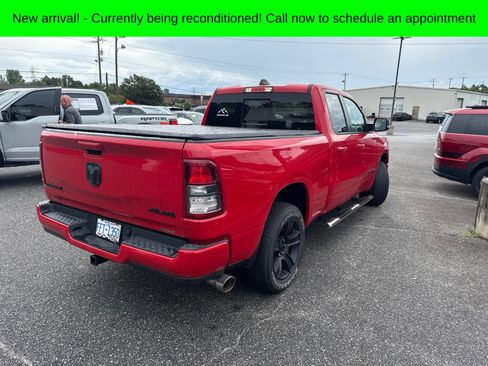 Used 2022 RAM 1500 Big Horn AWD/4WD image 3